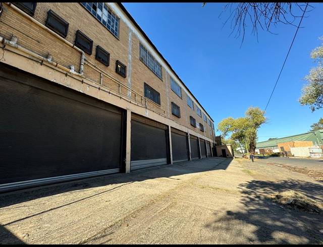 16,000M² WAREHOUSE FOR SALE IN INDUSTRIA WEST